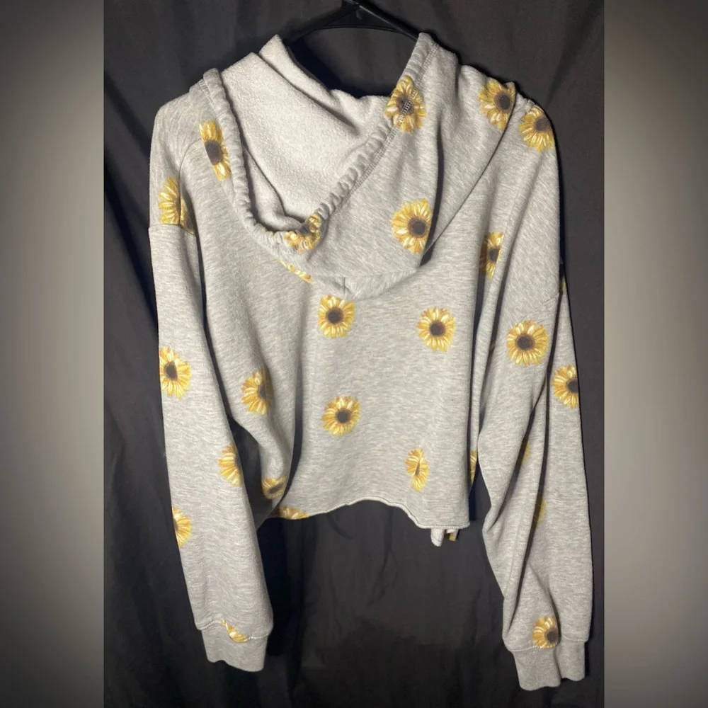 No Boundaries Sunflower Hoodie - Picture 3 of 3